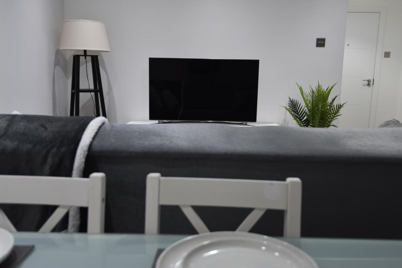 Cozy! 2-Bedroom Exclusive Apartment Near Bristol City Centre Easton Speedwell Sleeps Upto 6 Luaran gambar