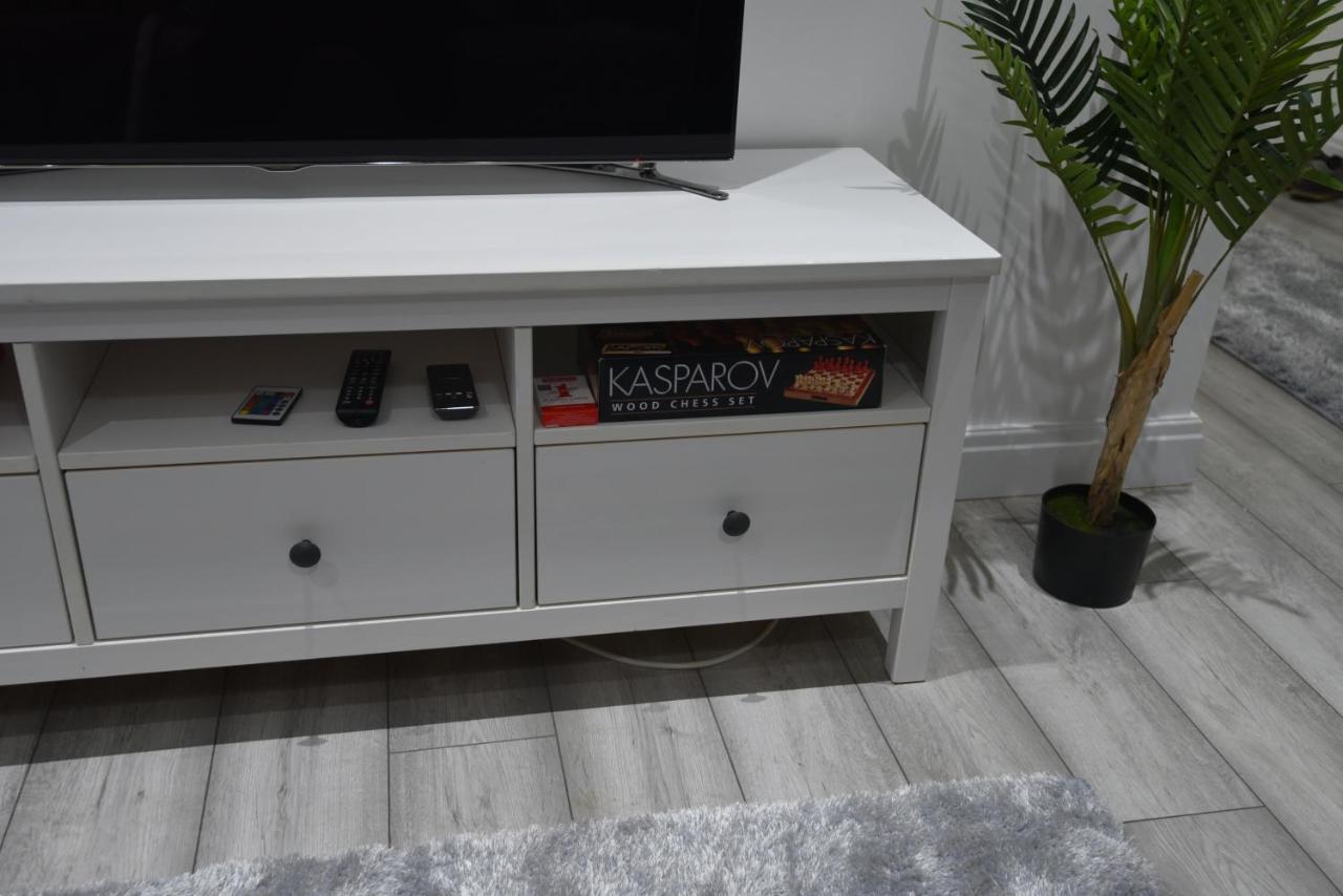 Cozy! 2-Bedroom Exclusive Apartment Near Bristol City Centre Easton Speedwell Sleeps Upto 6 Luaran gambar